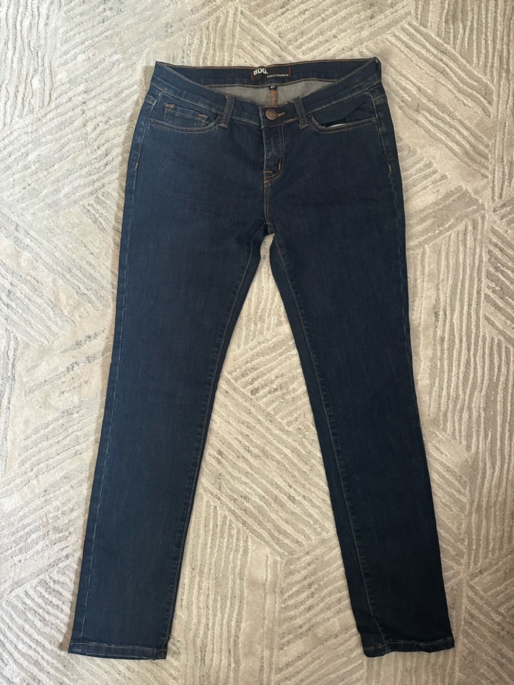 Vintage BDG Ankle Cigarette Skinny Jeans in Dark Blue Wash for Women